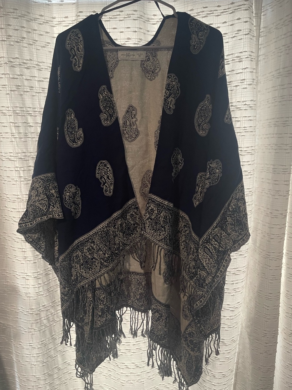 Abercrombie Fringe Shaw/ Kimono Knit/Sweater